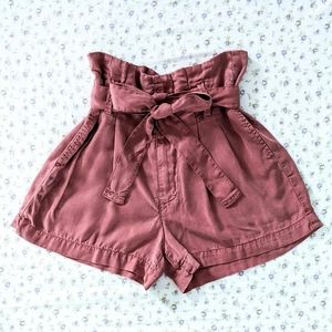 abercrombie red belted paperbag shorts